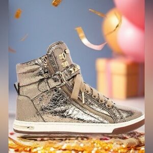 Michael Kors Glam 7 NWOB Host Pick🎉